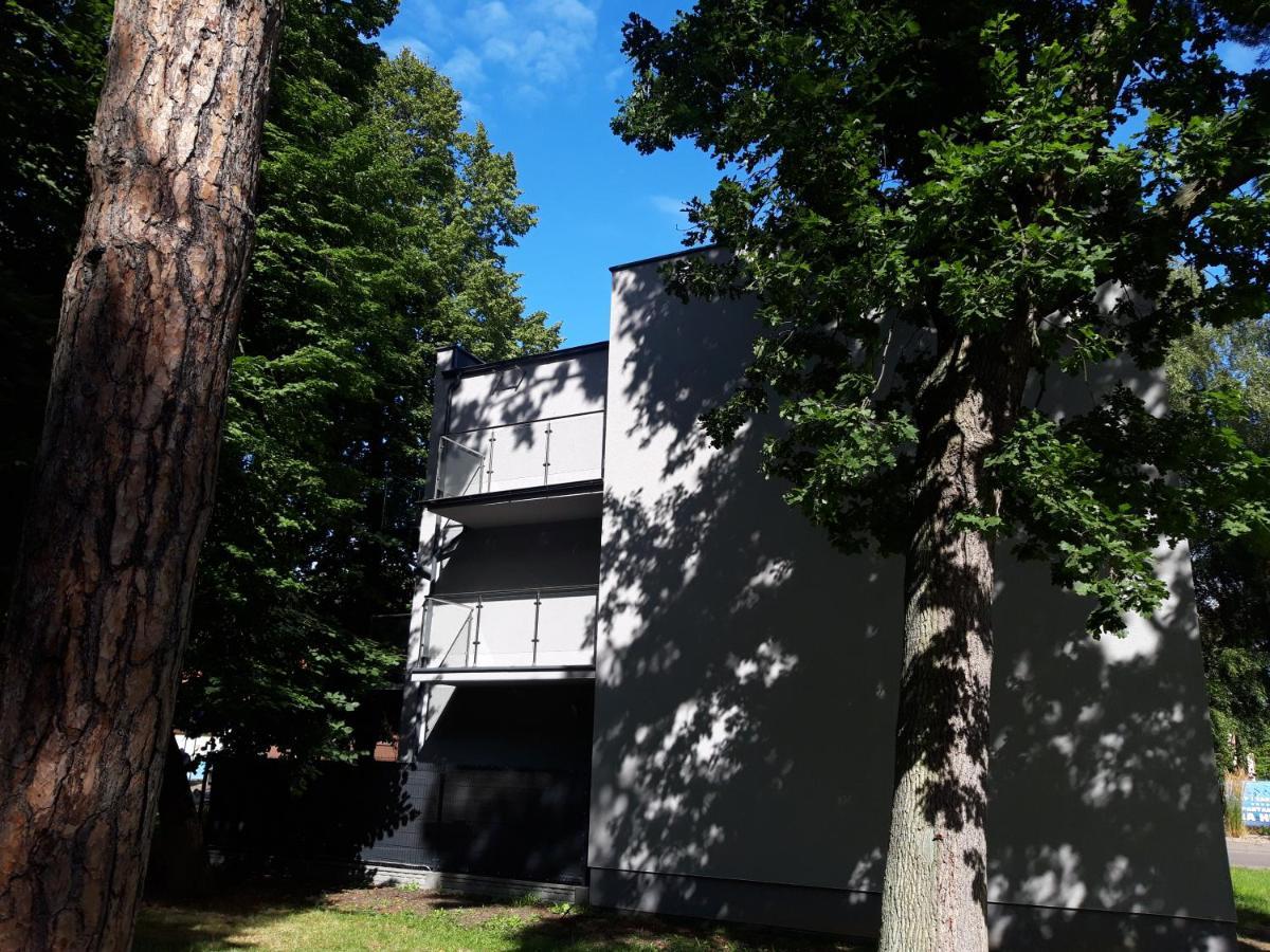 Ferienwohnung Domek W Parku Hel Exterior foto
