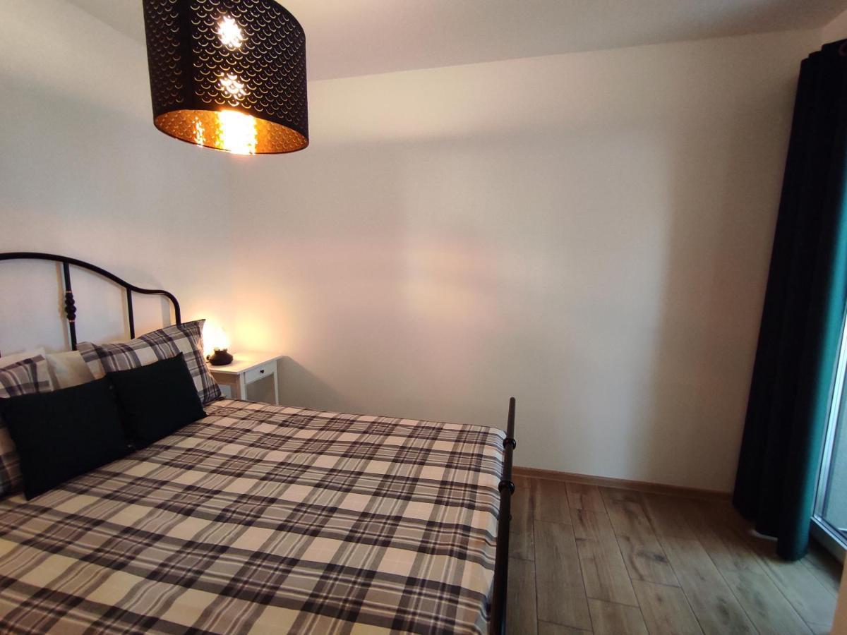 Ferienwohnung Domek W Parku Hel Exterior foto