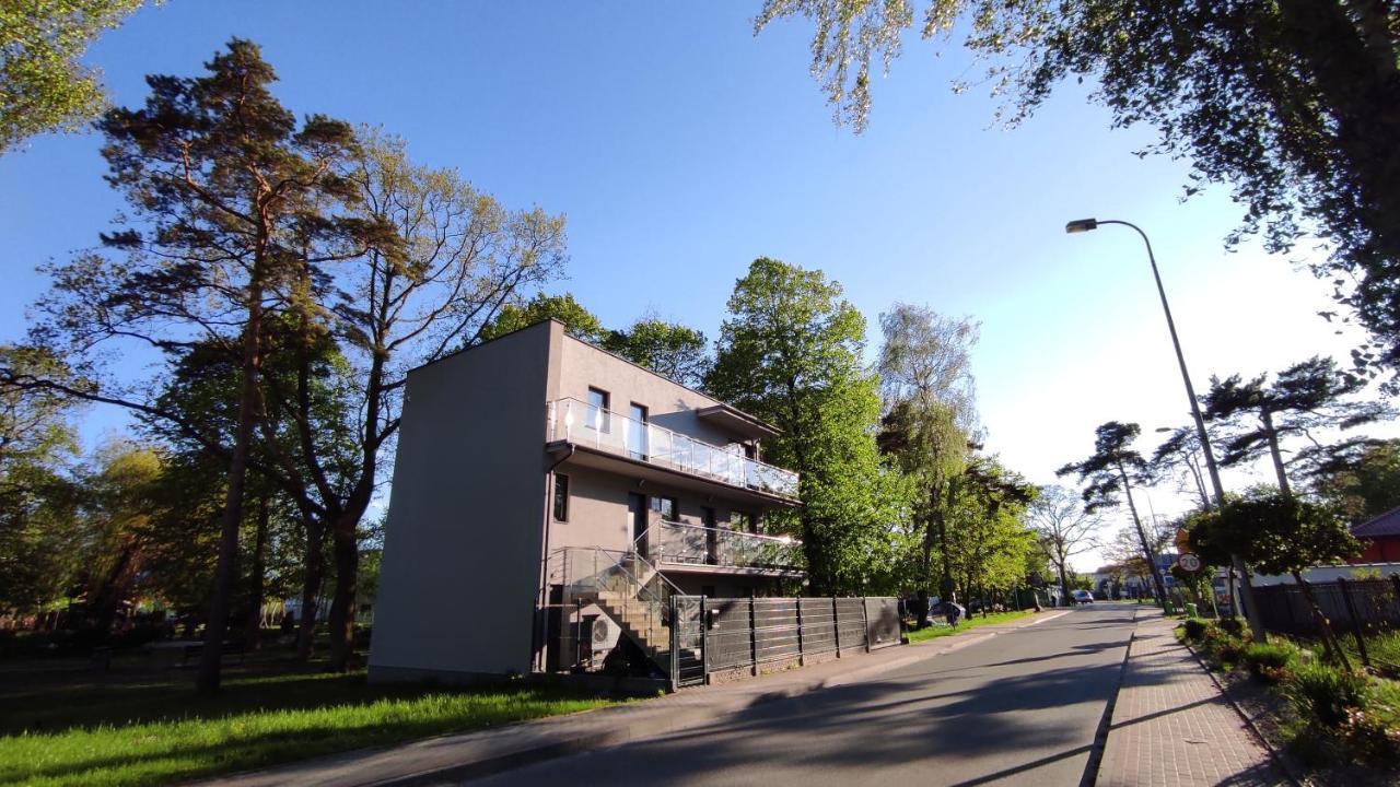 Ferienwohnung Domek W Parku Hel Exterior foto